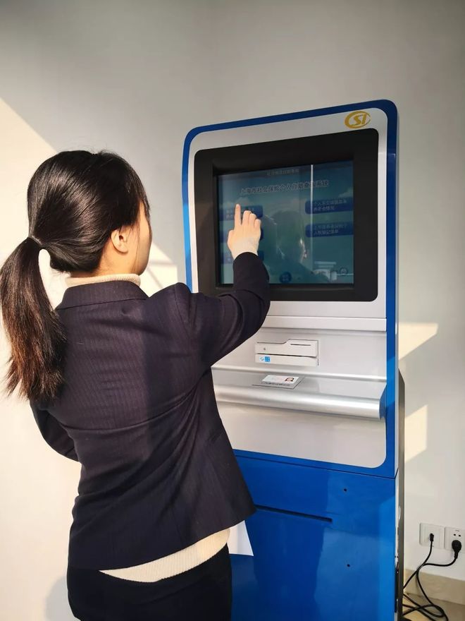 张家口24小时套医保卡回收(24小时套医保卡回收什么意思)