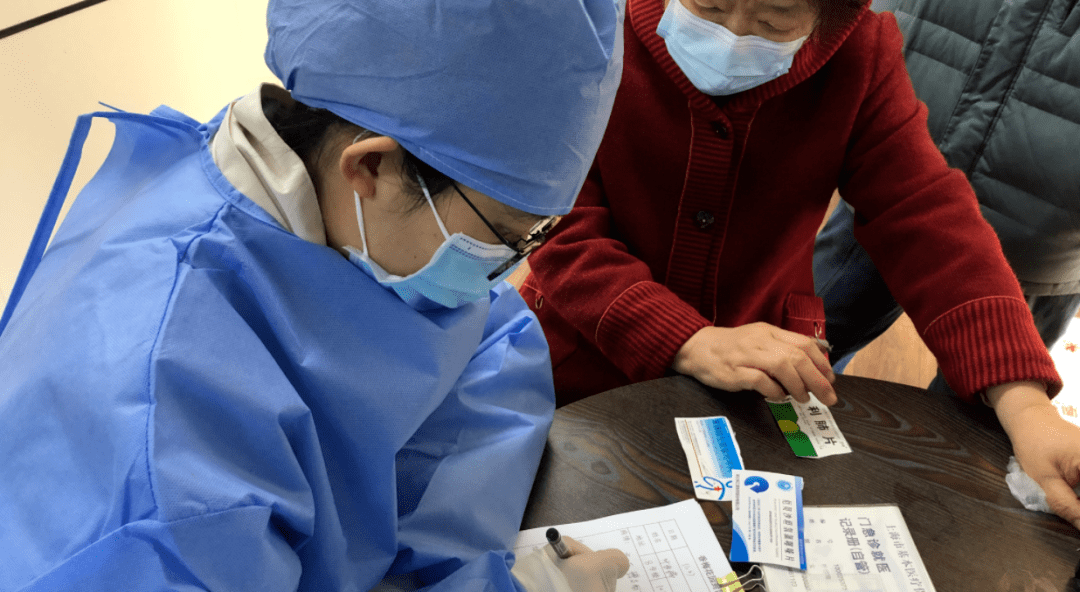 张家口24小时套医保卡回收商家(急用钱24小时医保提取)